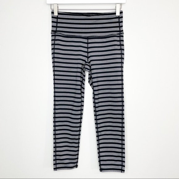 ATHLETA striped cropped leggings size small - Picture 1 of 6
